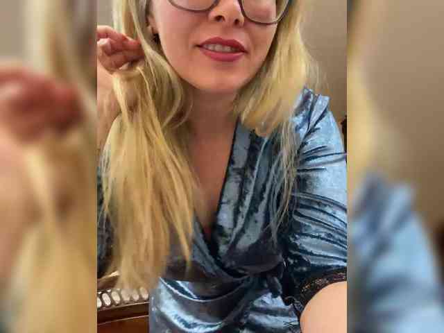 Elegant00Girl webcam