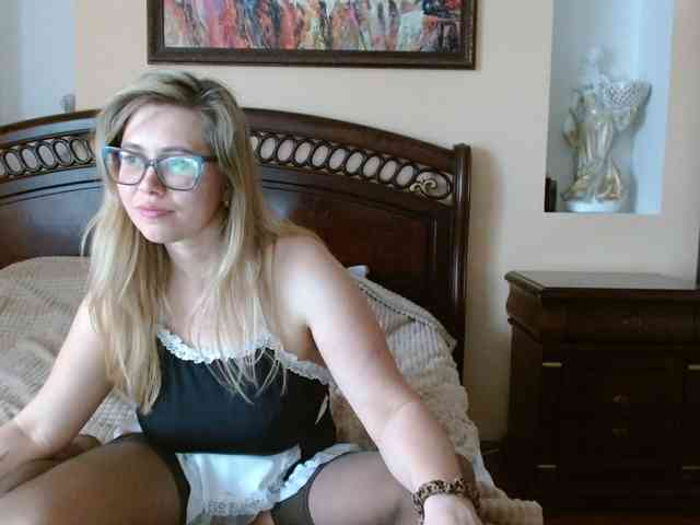 Elegant00Girl webcam