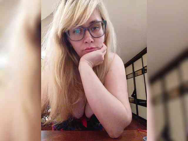 Elegant00Girl webcam