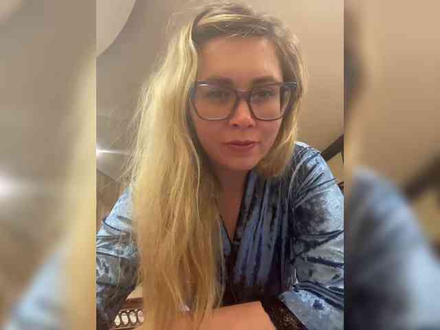 Elegant00Girl webcam