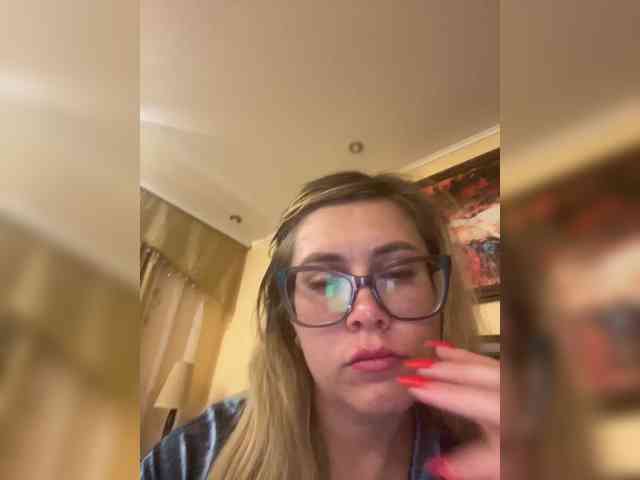 Elegant00Girl webcam