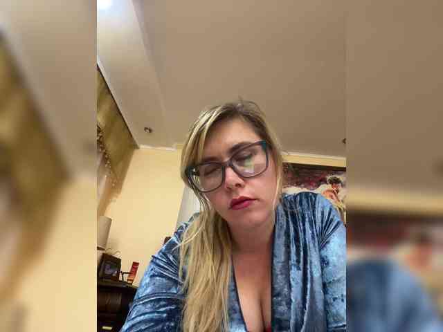 Elegant00Girl webcam