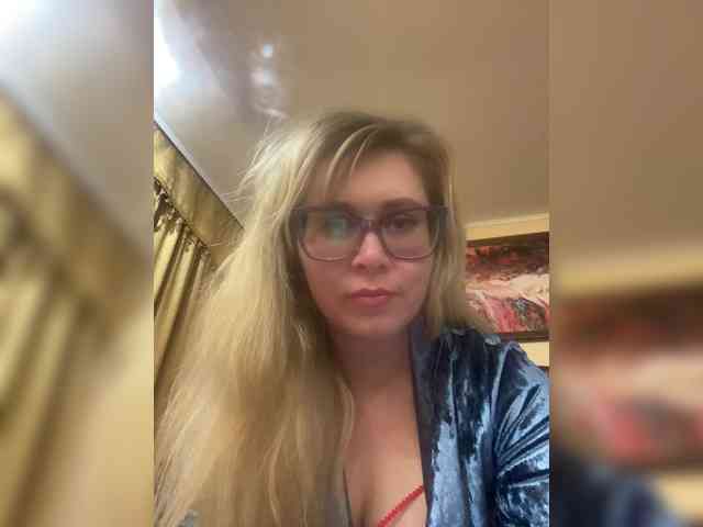 Elegant00Girl webcam