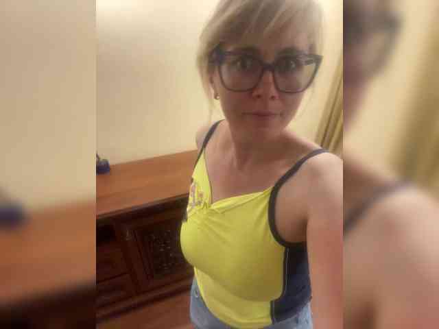 Crystal00Girl webcam