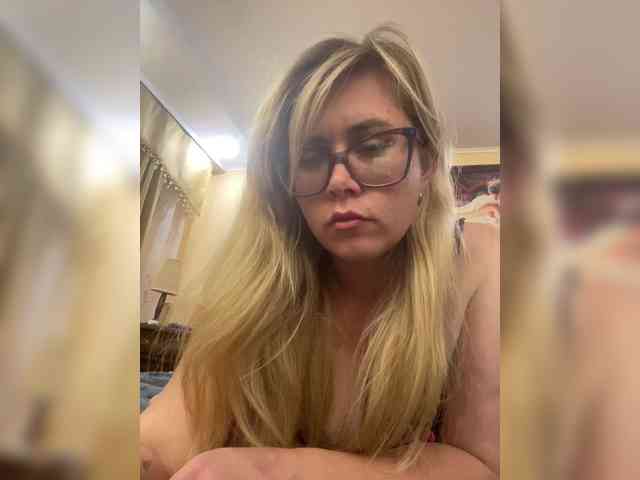 Elegant00Girl webcam