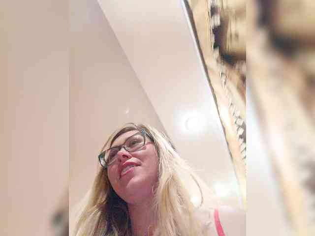 Elegant00Girl webcam