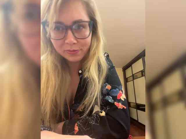 Elegant00Girl webcam