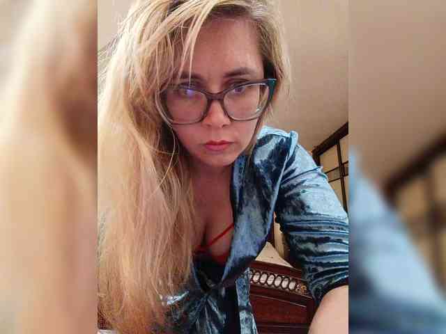 Elegant00Girl webcam