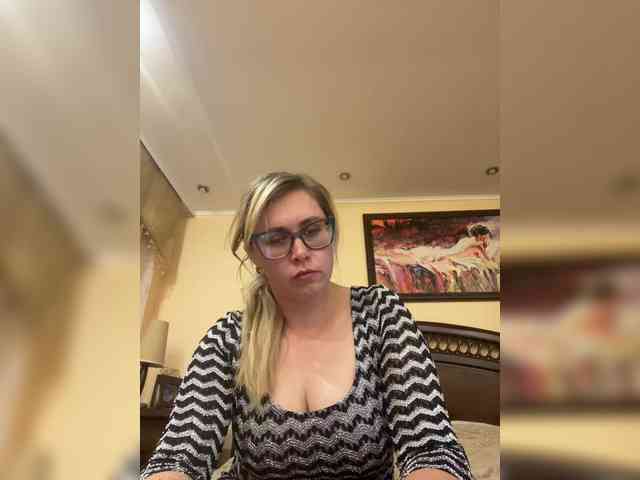 Elegant00Girl webcam