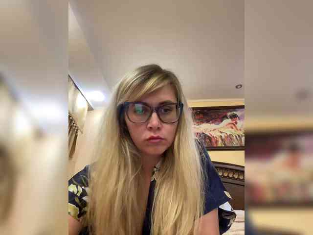 Crystal00Girl bongacams