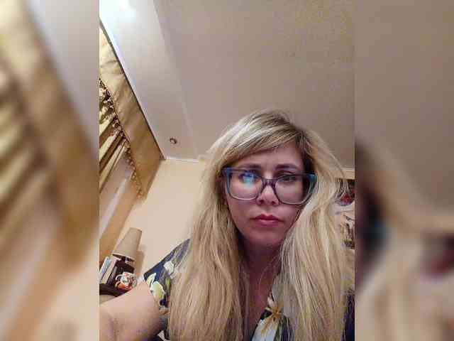 Elegant00Girl webcam