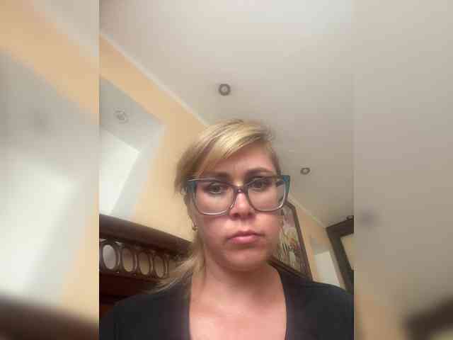 Crystal00Girl webcam