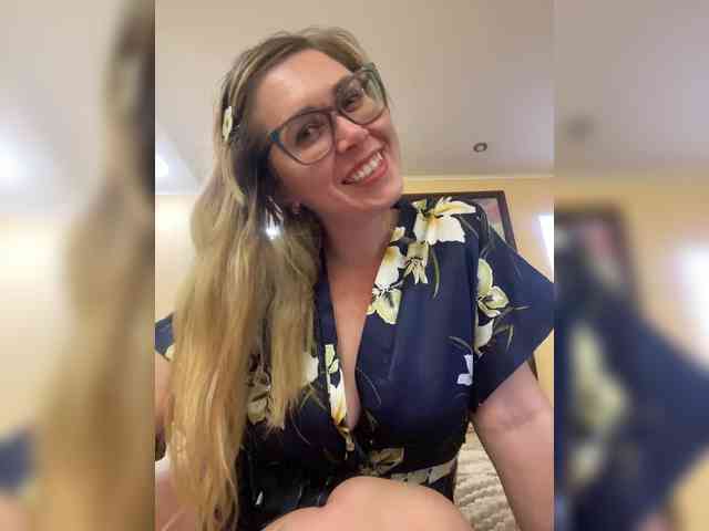 Elegant00Girl webcam