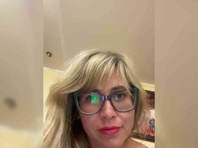Crystal00Girl webcam
