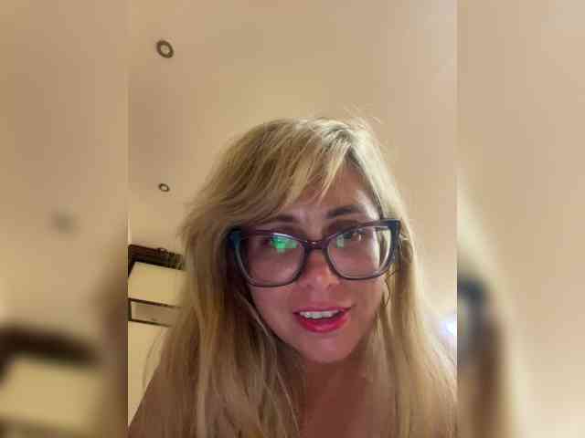 Crystal00Girl webcam