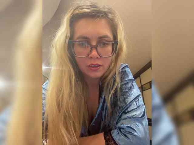 Elegant00Girl webcam