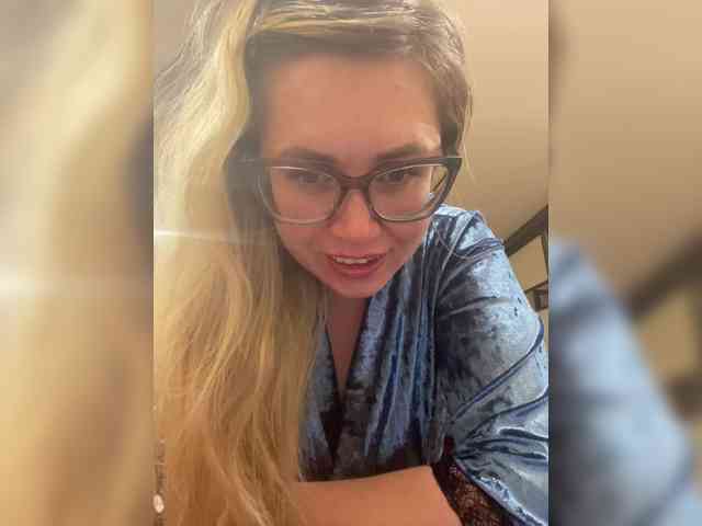 Elegant00Girl webcam