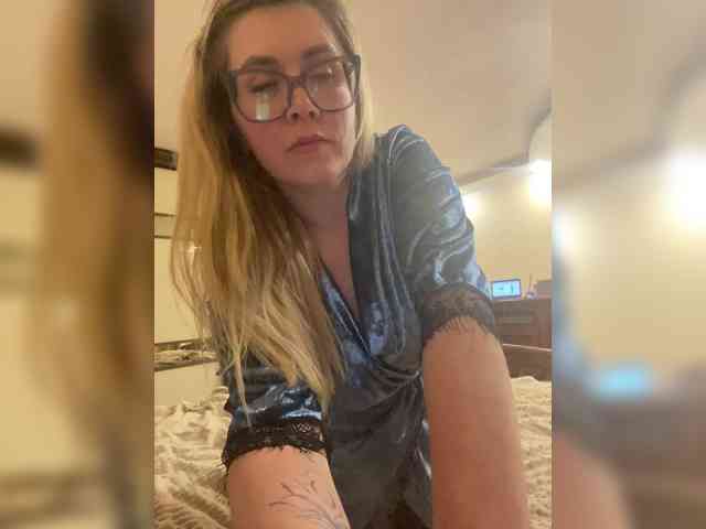 Elegant00Girl webcam