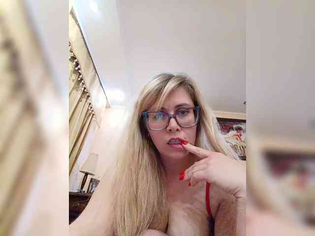 Elegant00Girl webcam