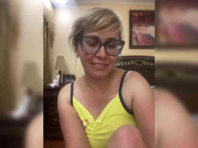 Crystal00Girl webcam