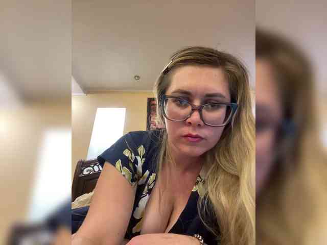 Elegant00Girl webcam