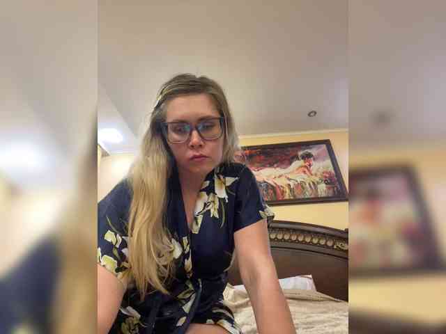 Elegant00Girl webcam