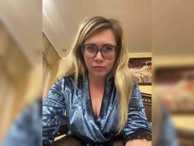 Elegant00Girl webcam