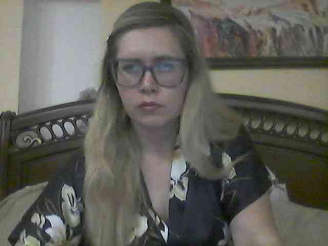 Elegant00Girl webcam