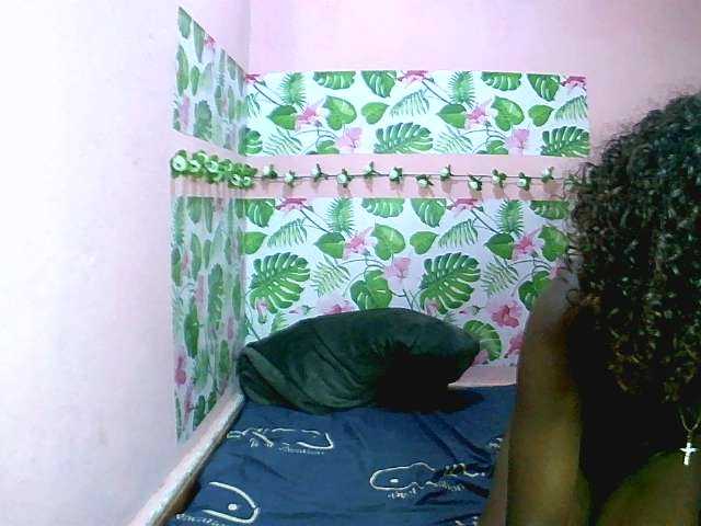  Miryamiah1 chat room