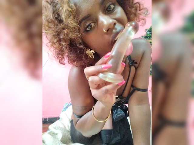 Webcam performer Miryamiah1 online show Miryamiah1