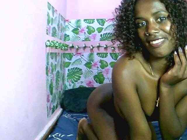 Miryamiah1 webcam