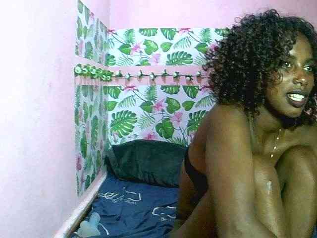 Miryamiah1 webcam