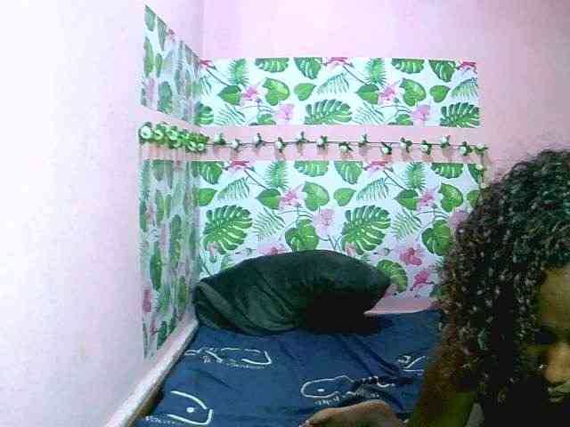Miryamiah1 webcam