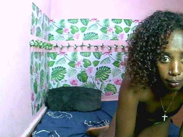 Miryamiah1 webcam