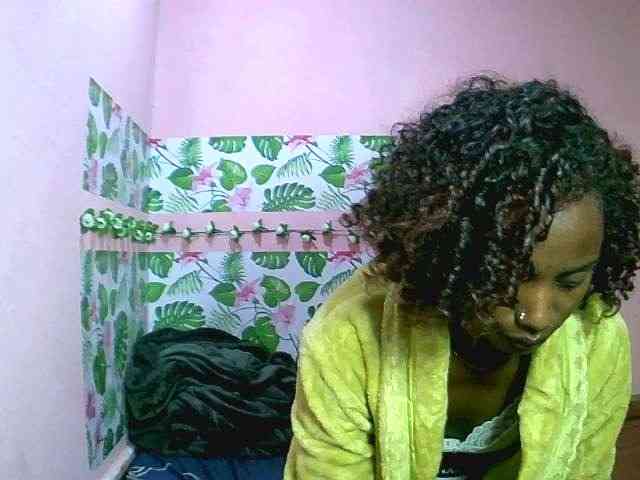 Miryamiah1 webcam