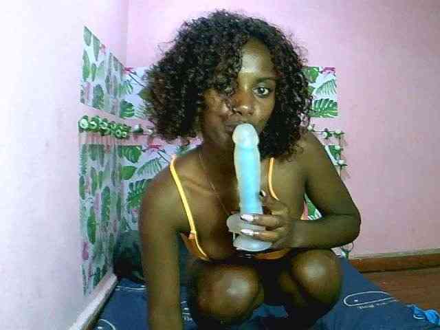 Miryamiah1 webcam