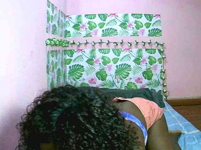 Miryamiah1 webcam