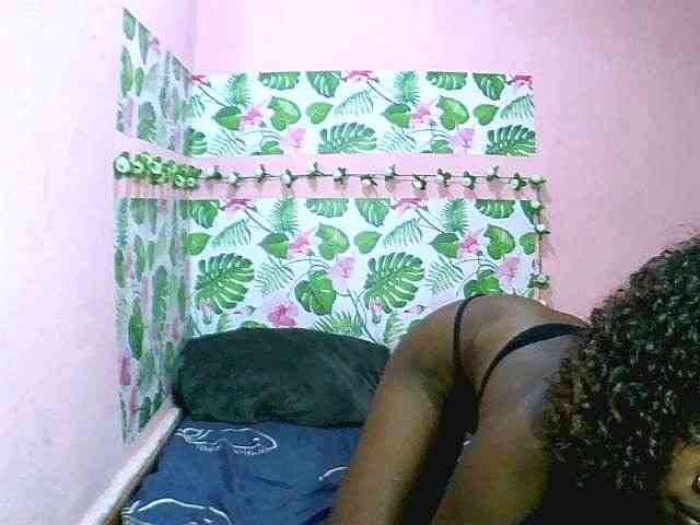 Miryamiah1 webcam