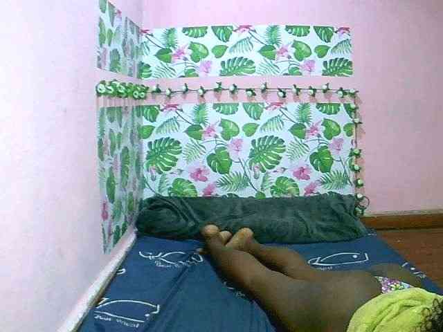 Miryamiah1 webcam