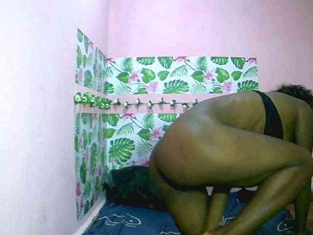 Miryamiah1 webcam