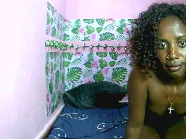 Miryamiah1 webcam