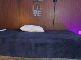 Hannii-1 Porn Show