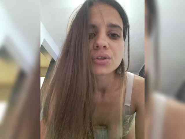 ErykaAndGrey webcam