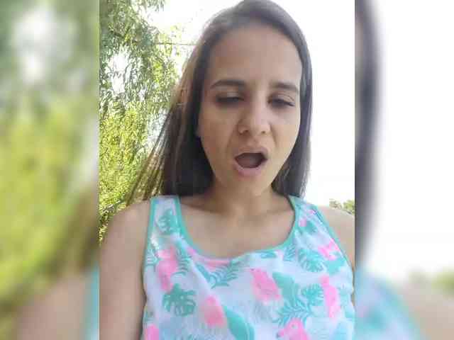 ErykaAndGrey webcam