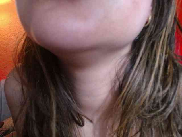 CurlyDani Live Webcam on BongaCams