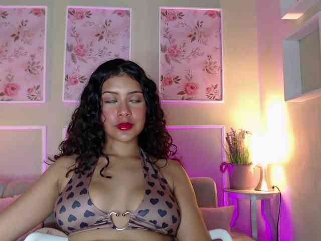 amateur webcam porn CurlyDani
