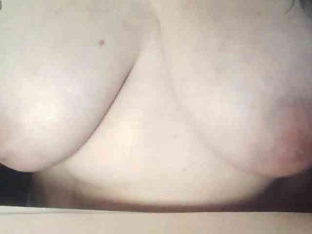 peachyshow Live Webcam on BongaCams