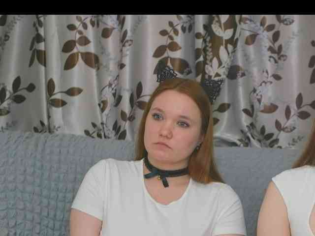 EllaSoulstane webcam