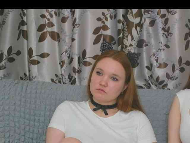 EllaSoulstane webcam