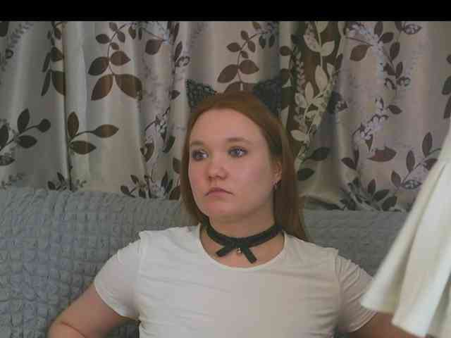 EllaSoulstane webcam